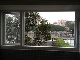 浴廁窗型使用一固定窗一推射窗-台北市松山區住家